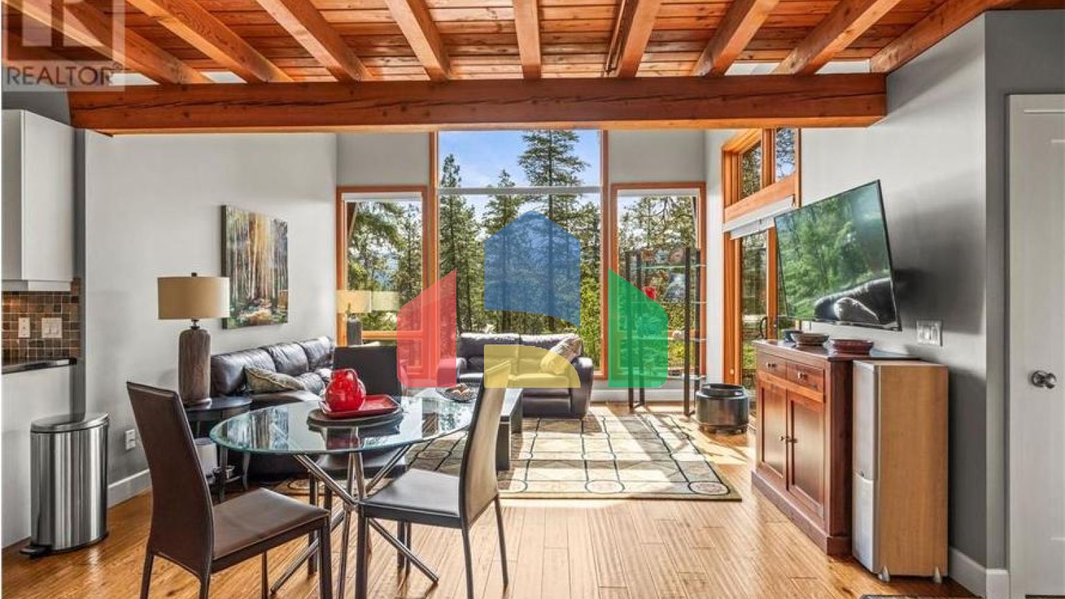 Residential - Single Family Home - Vernon, Canada - Canada