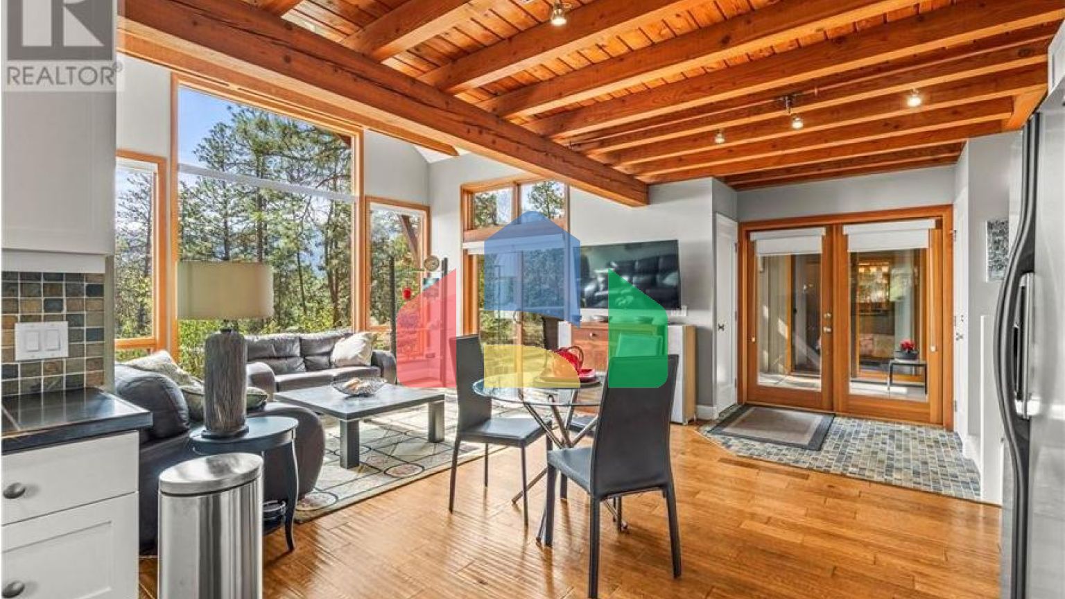 Residential - Single Family Home - Vernon, Canada - Canada