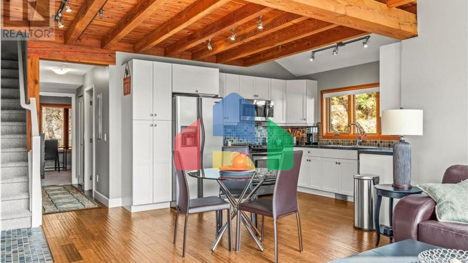 Residential - Single Family Home - Vernon, Canada - Canada