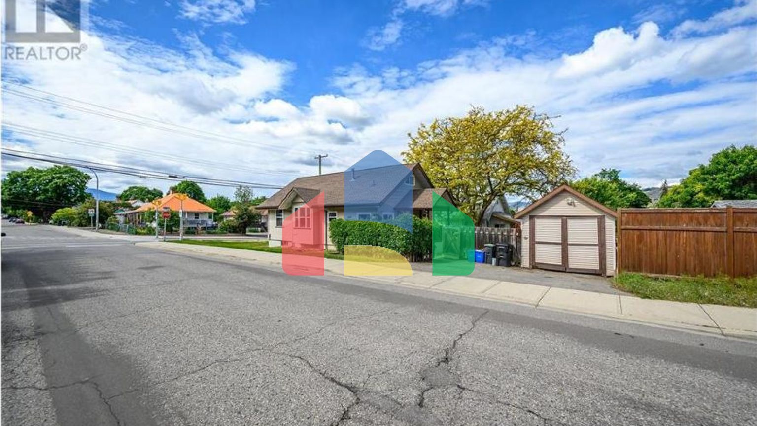 Residential - Single Family Home - Vernon, Canada - Canada