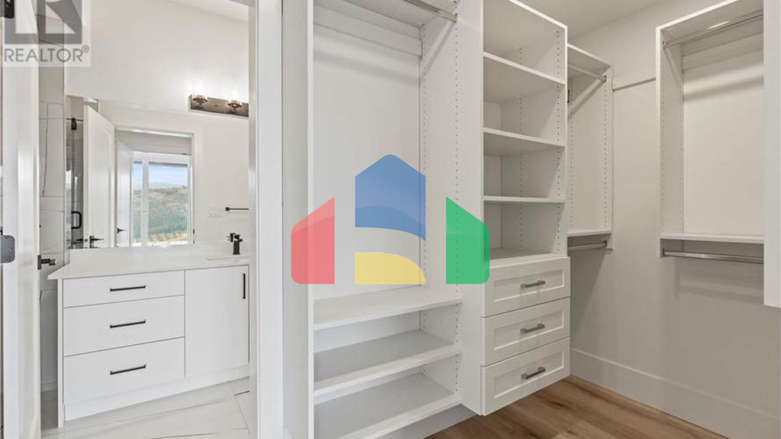 Residential - Single Family Home - Vernon, Canada - Canada