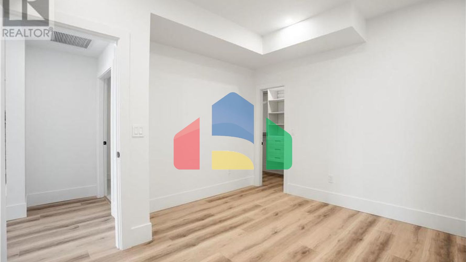 Residential - Single Family Home - Vernon, Canada - Canada