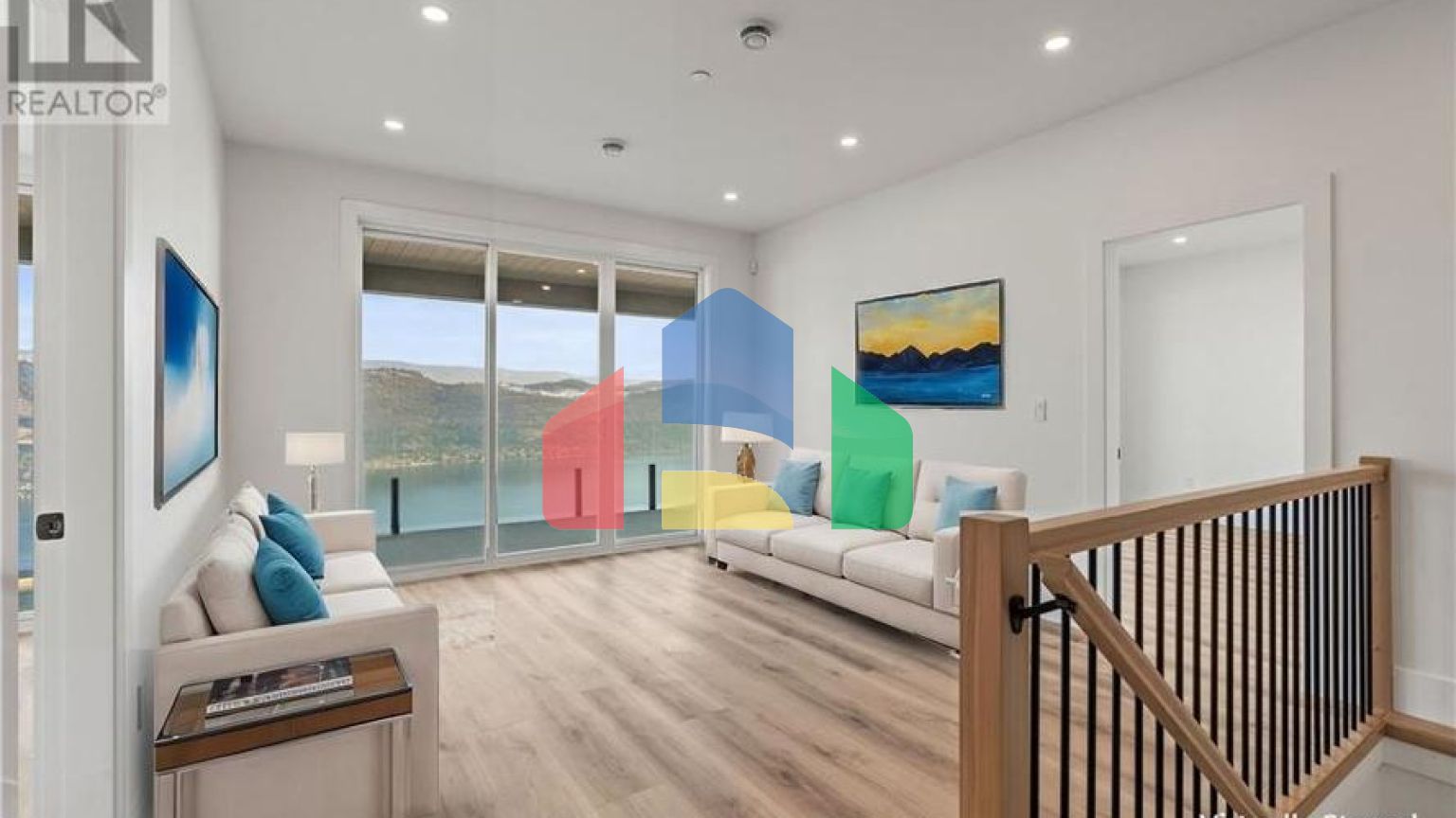 Residential - Single Family Home - Vernon, Canada - Canada