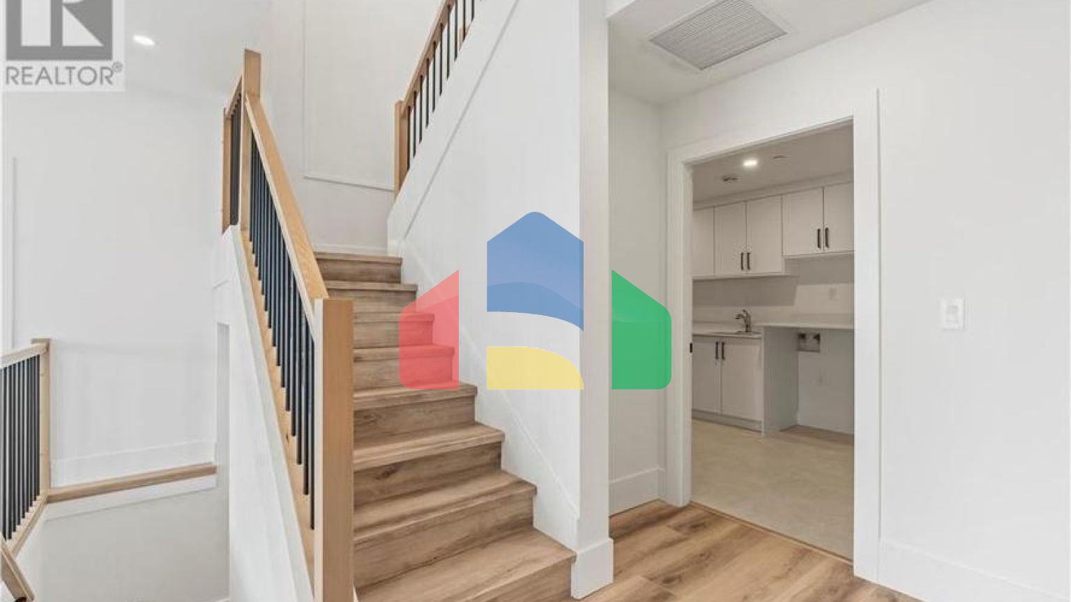 Residential - Single Family Home - Vernon, Canada - Canada