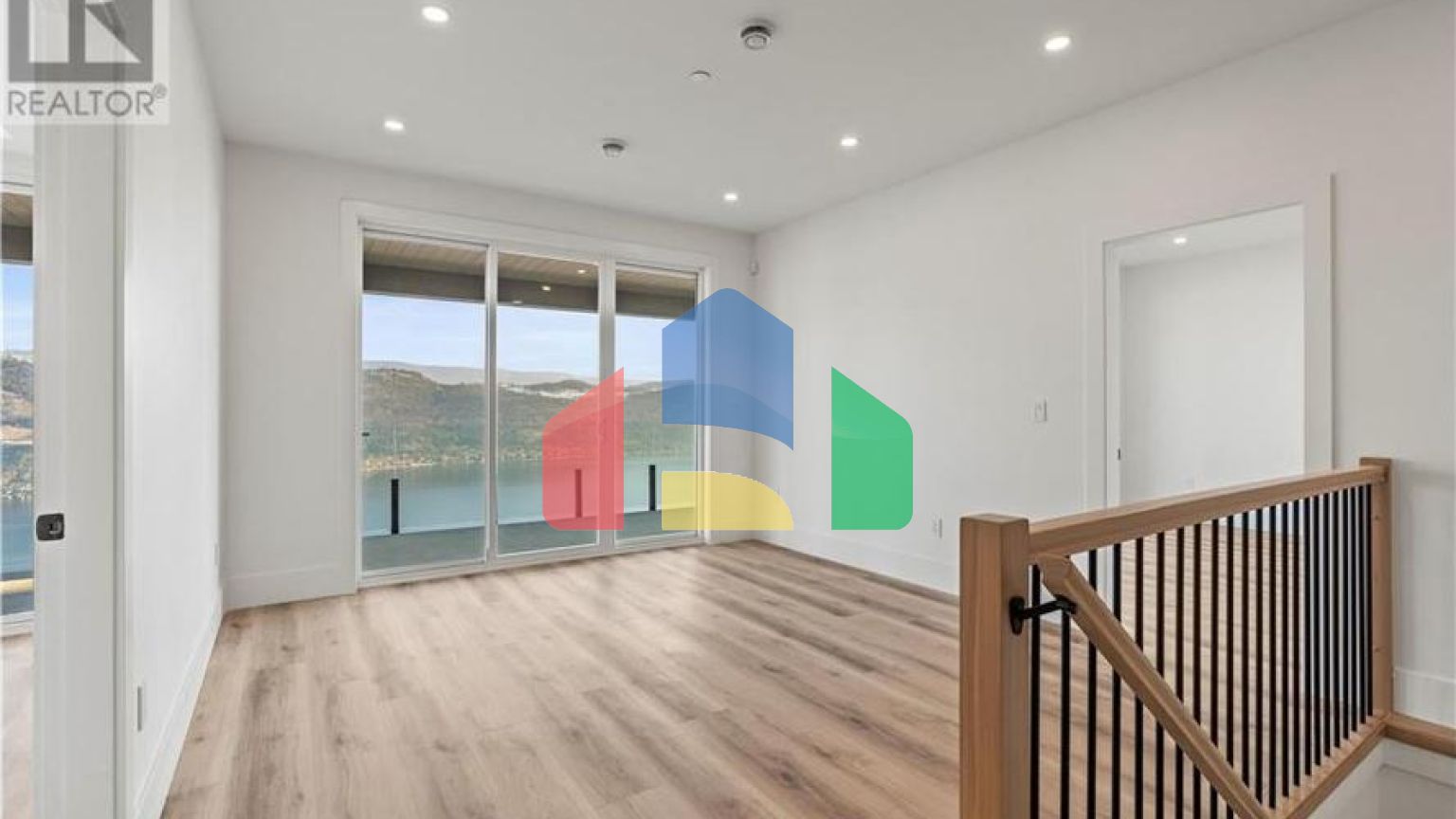 Residential - Single Family Home - Vernon, Canada - Canada