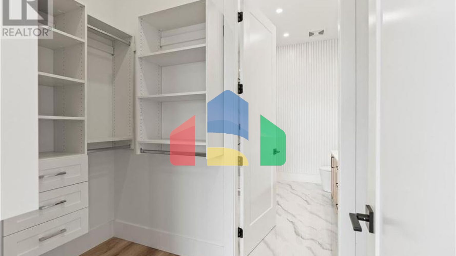 Residential - Single Family Home - Vernon, Canada - Canada