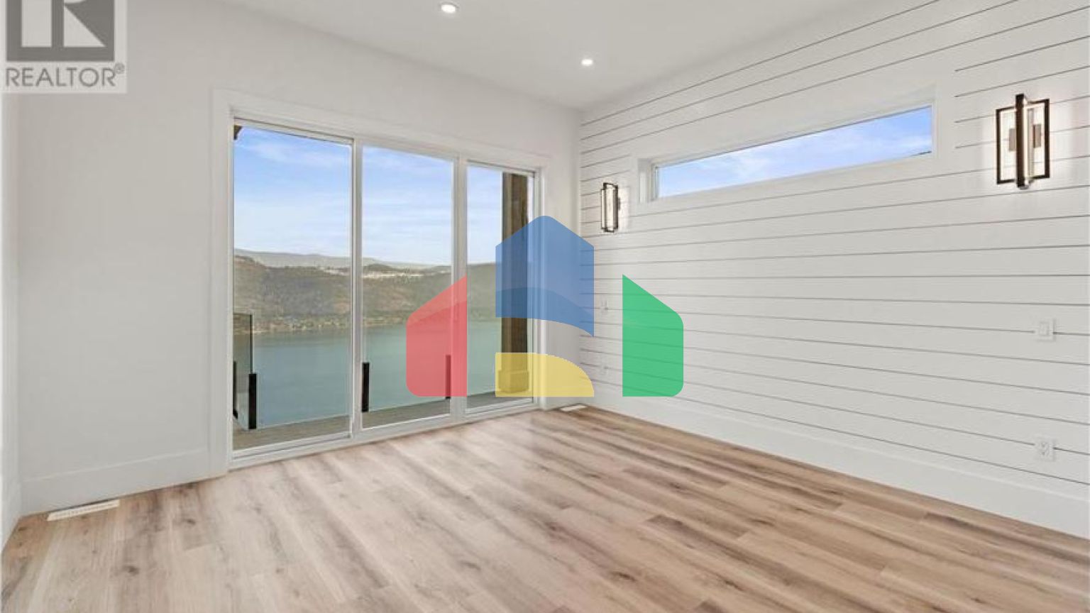 Residential - Single Family Home - Vernon, Canada - Canada