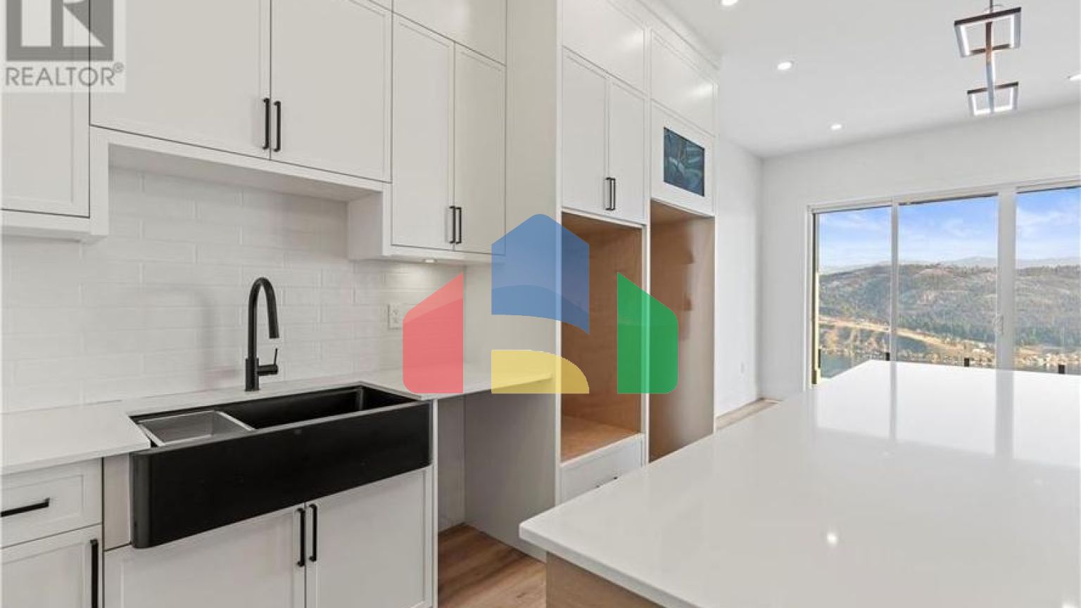 Residential - Single Family Home - Vernon, Canada - Canada