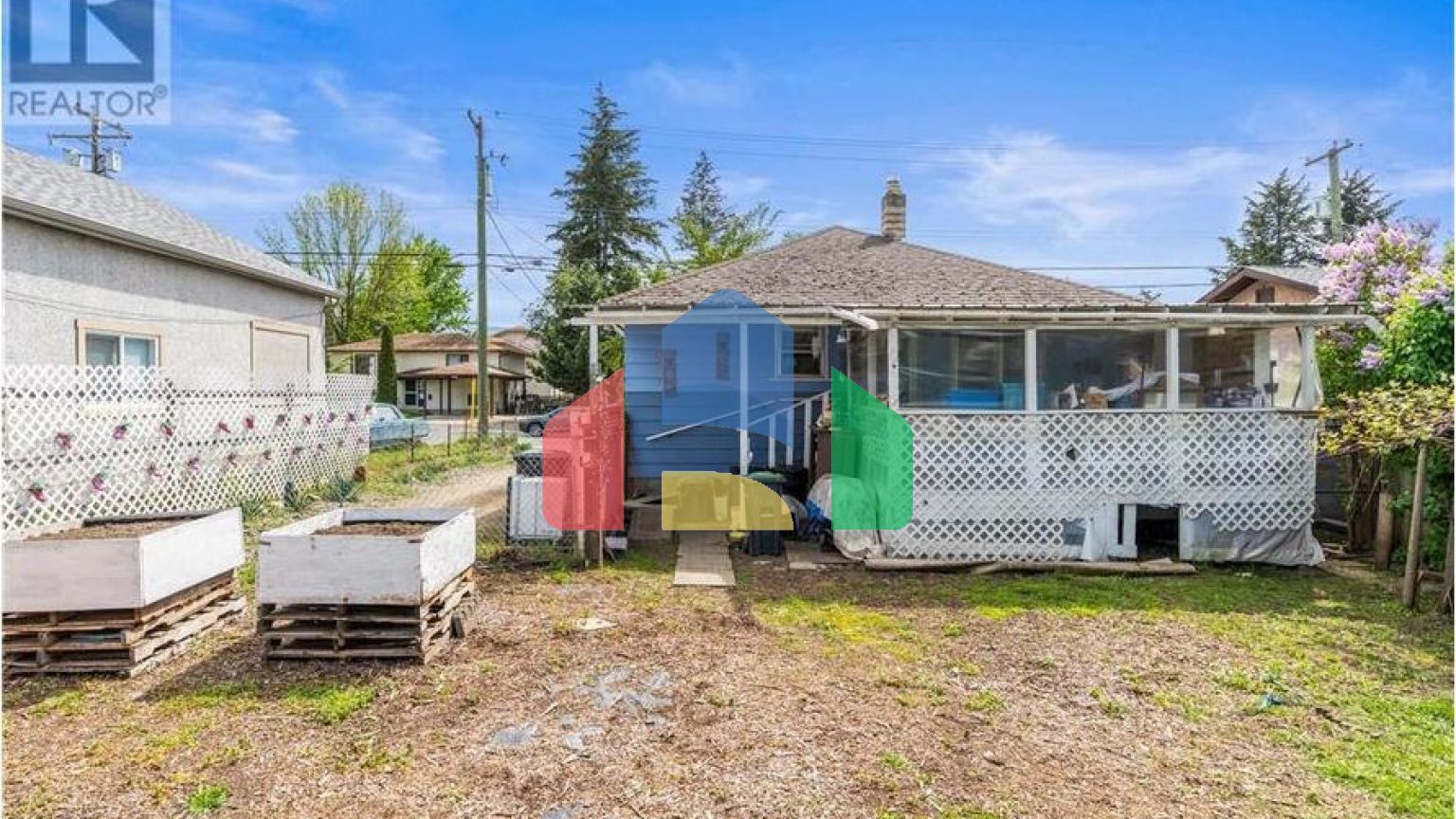 Residential - Single Family Home - Vernon, Canada - Canada