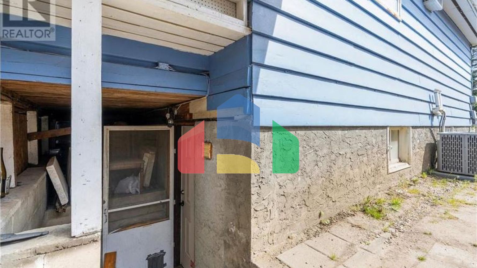 Residential - Single Family Home - Vernon, Canada - Canada