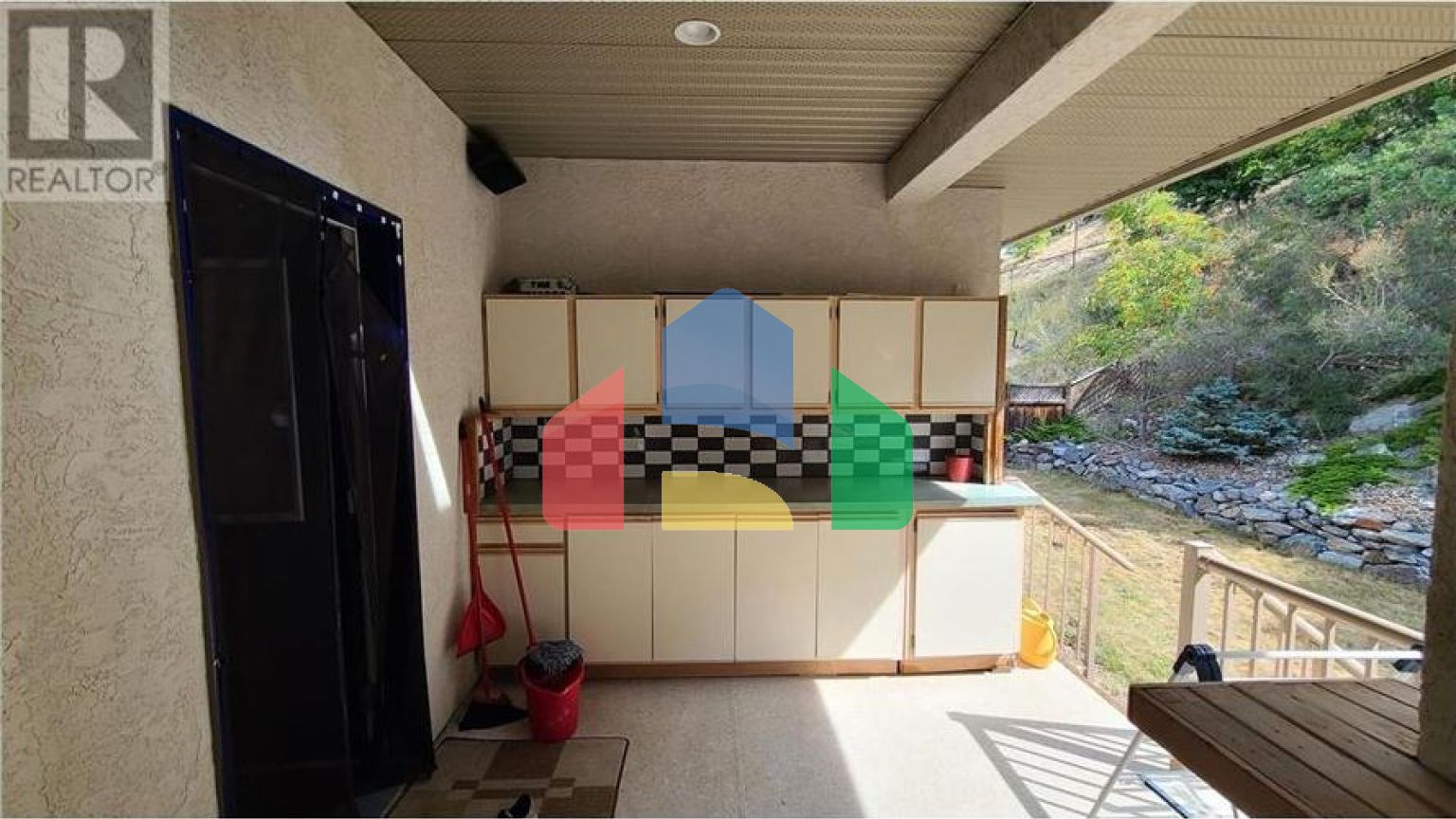 Residential - Single Family Home - Vernon, Canada - Canada