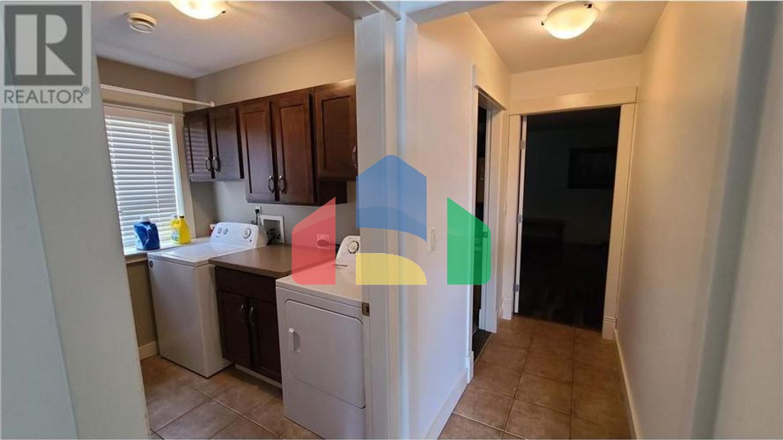 Residential - Single Family Home - Vernon, Canada - Canada