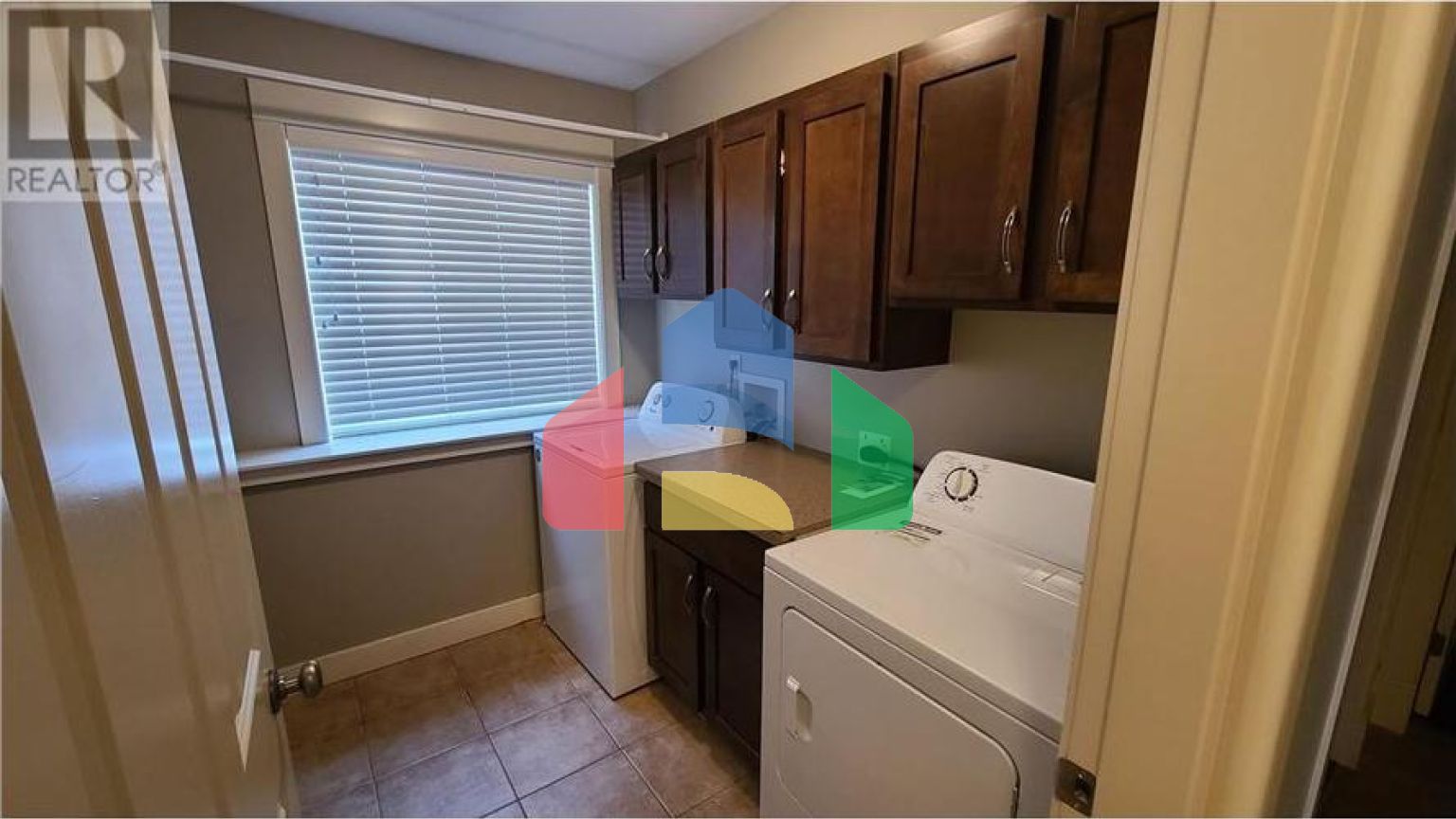 Residential - Single Family Home - Vernon, Canada - Canada