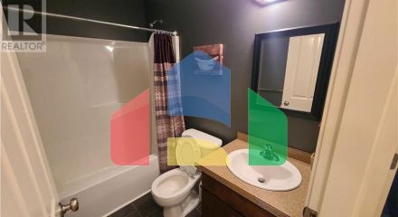 Residential - Single Family Home - Vernon, Canada - Canada