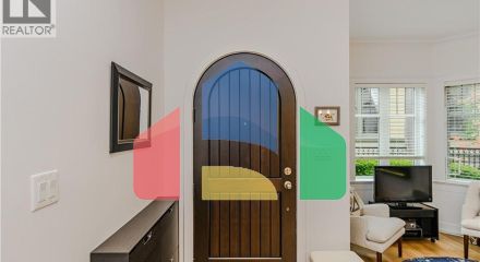 Residential - Townhouse - Victoria, Canada - Canada