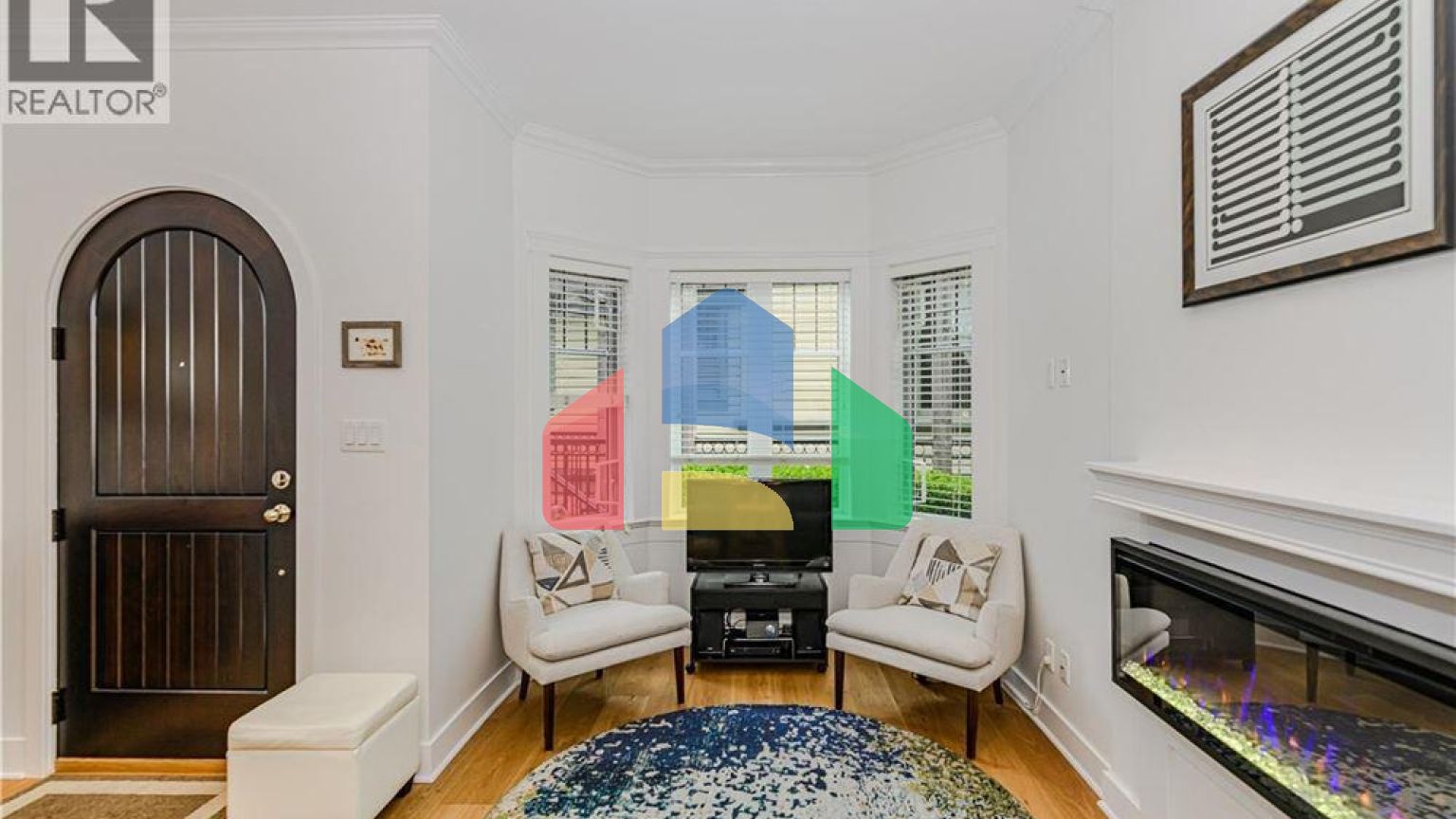 Residential - Townhouse - Victoria, Canada - Canada