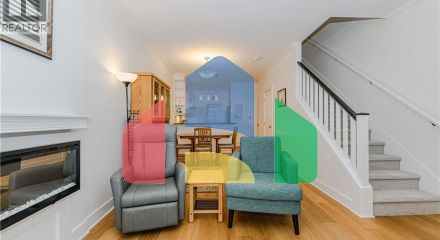 Residential - Townhouse - Victoria, Canada - Canada