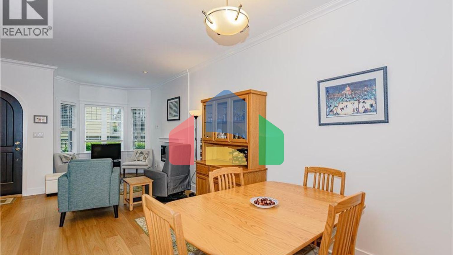 Residential - Townhouse - Victoria, Canada - Canada