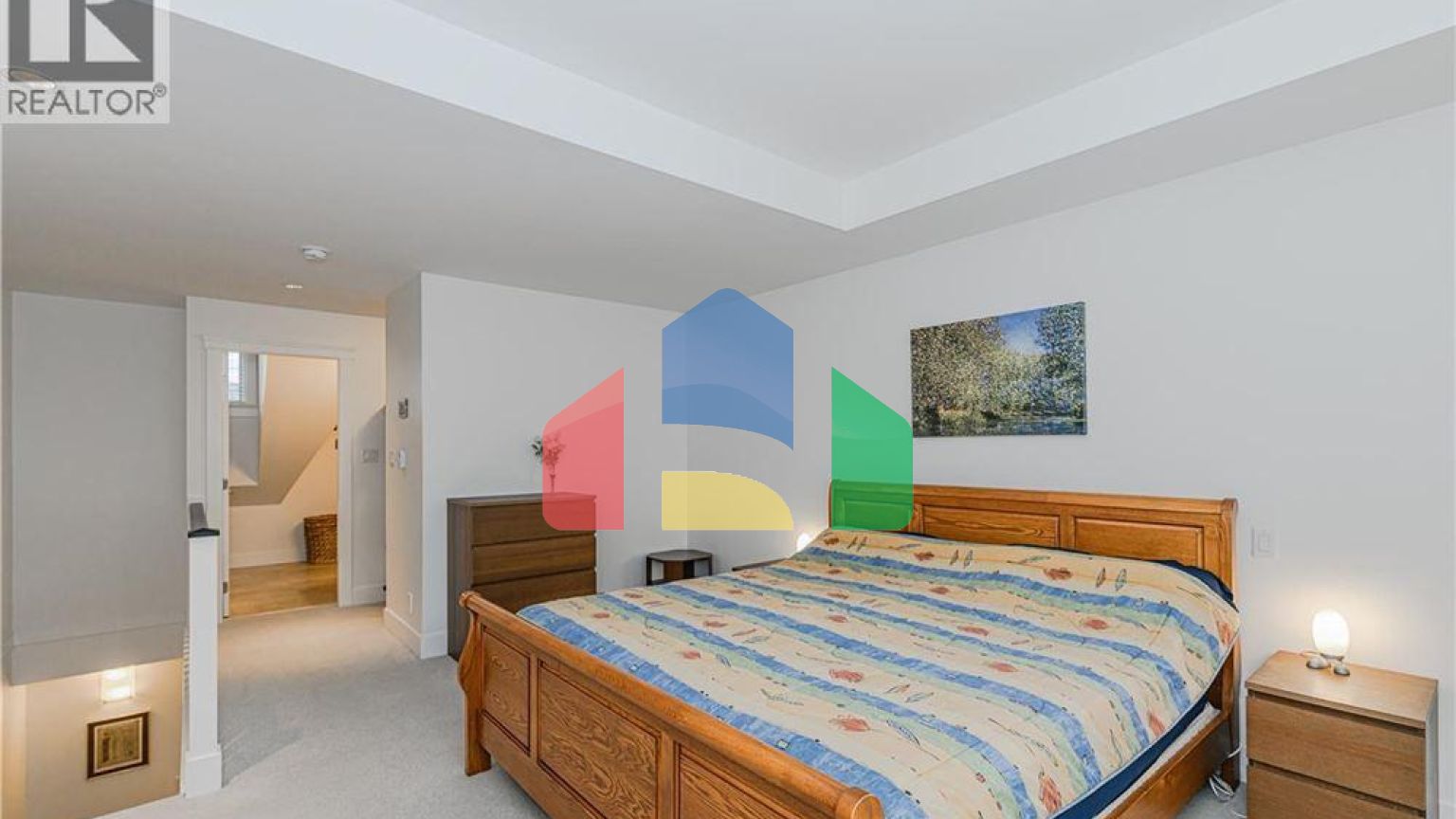 Residential - Townhouse - Victoria, Canada - Canada