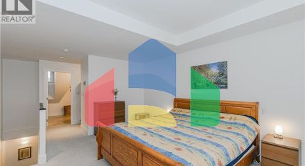 Residential - Townhouse - Victoria, Canada - Canada