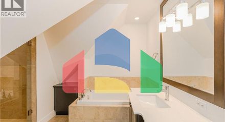 Residential - Townhouse - Victoria, Canada - Canada