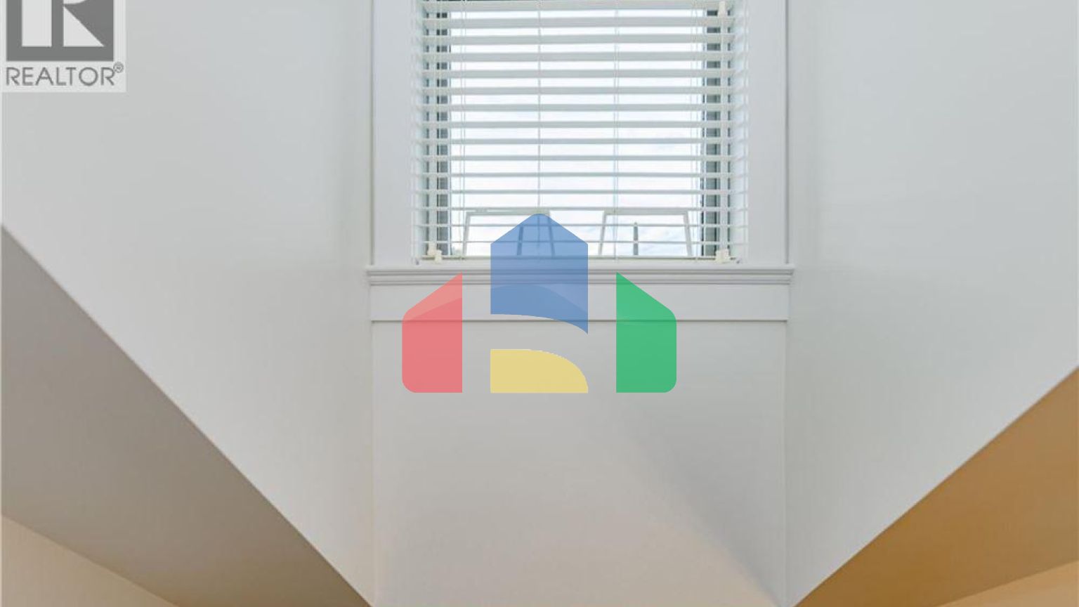 Residential - Townhouse - Victoria, Canada - Canada