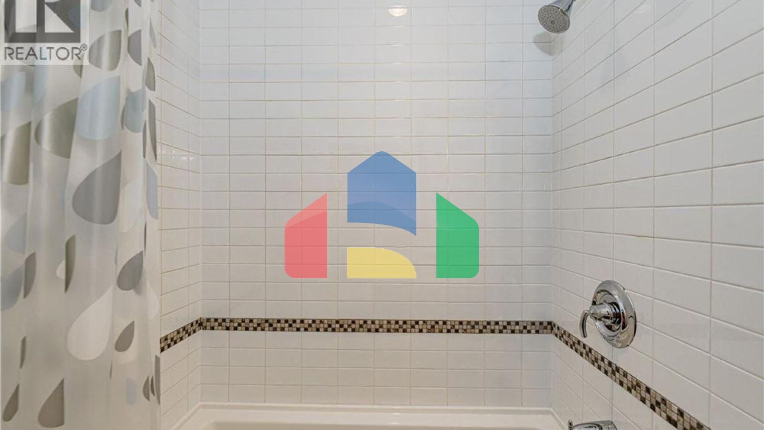 Residential - Townhouse - Victoria, Canada - Canada