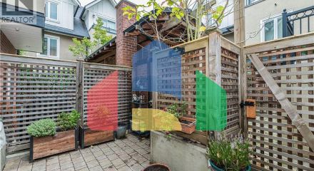 Residential - Townhouse - Victoria, Canada - Canada