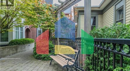 Residential - Townhouse - Victoria, Canada - Canada