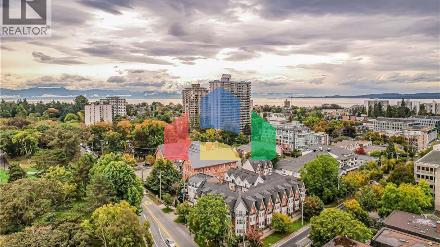 Residential - Townhouse - Victoria, Canada - Canada