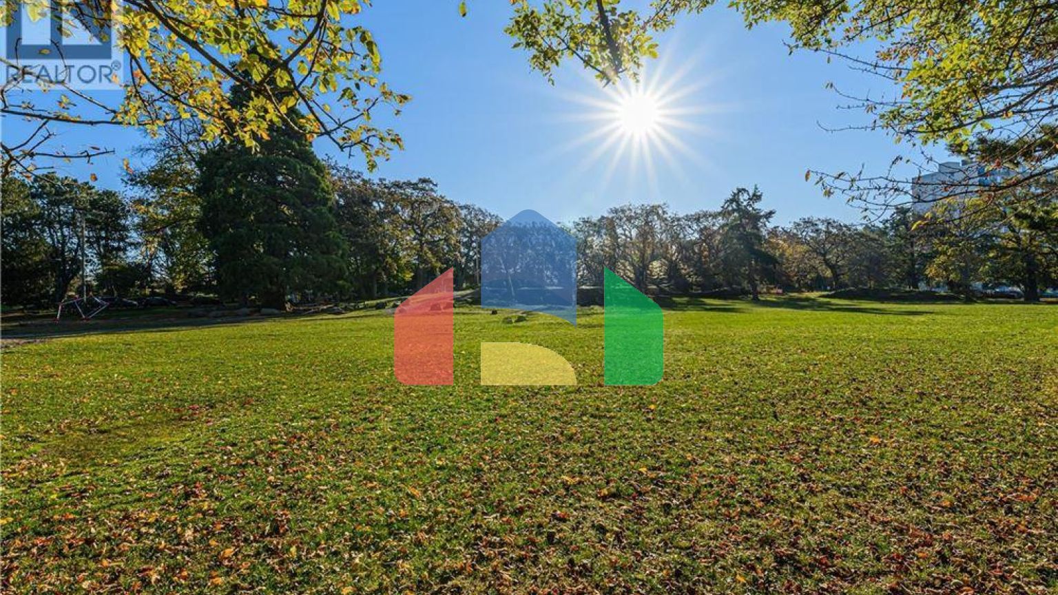 Residential - Townhouse - Victoria, Canada - Canada