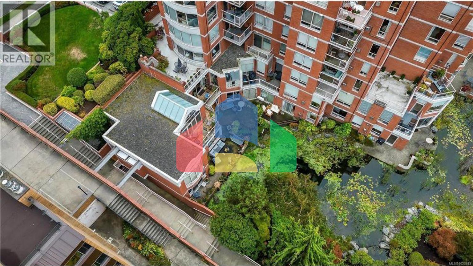 Residential - Condo/Apartment - Victoria, Canada - Canada