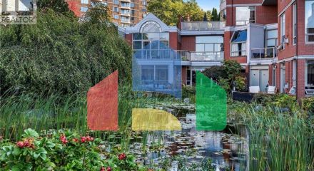 Residential - Condo/Apartment - Victoria, Canada - Canada