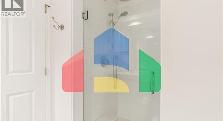 Residential - Condo/Apartment - Victoria, Canada - Canada