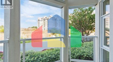 Residential - Condo/Apartment - Victoria, Canada - Canada