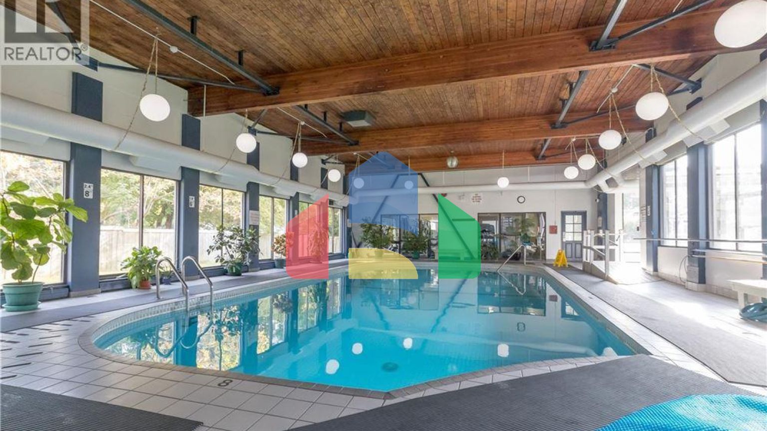 Residential - Condo/Apartment - Victoria, Canada - Canada