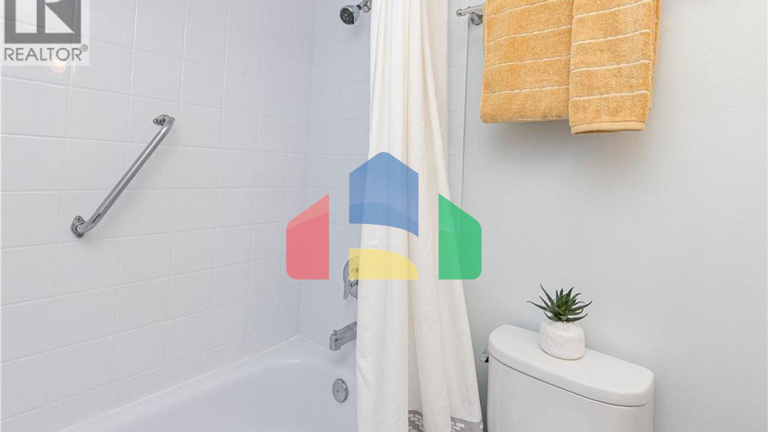 Residential - Condo/Apartment - Victoria, Canada - Canada