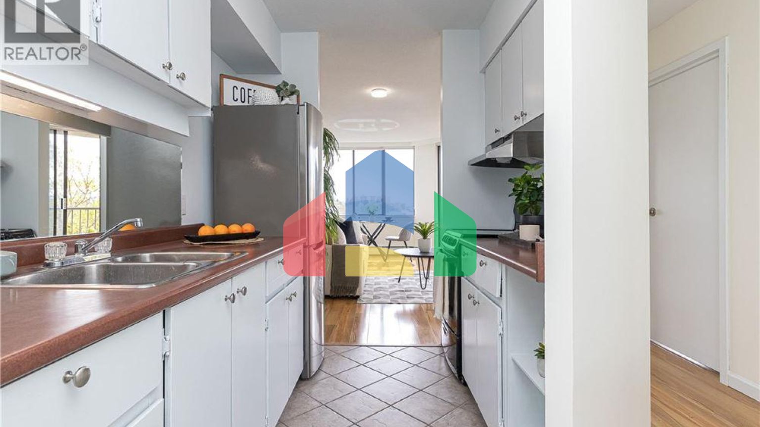 Residential - Condo/Apartment - Victoria, Canada - Canada