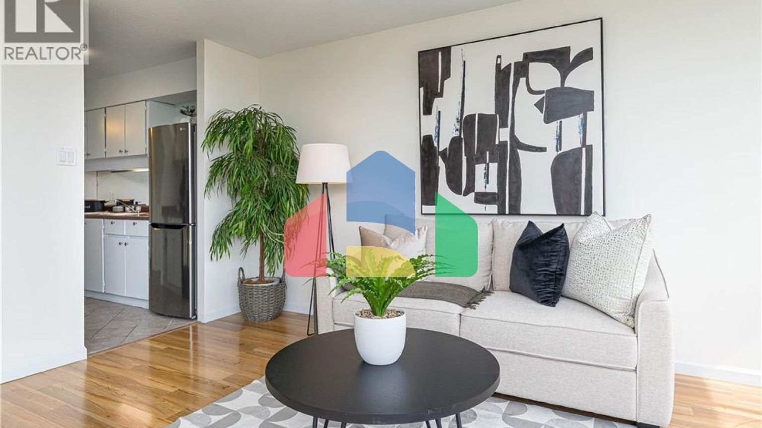 Residential - Condo/Apartment - Victoria, Canada - Canada