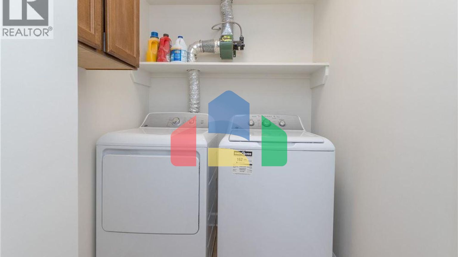 Residential - Condo/Apartment - Victoria, Canada - Canada