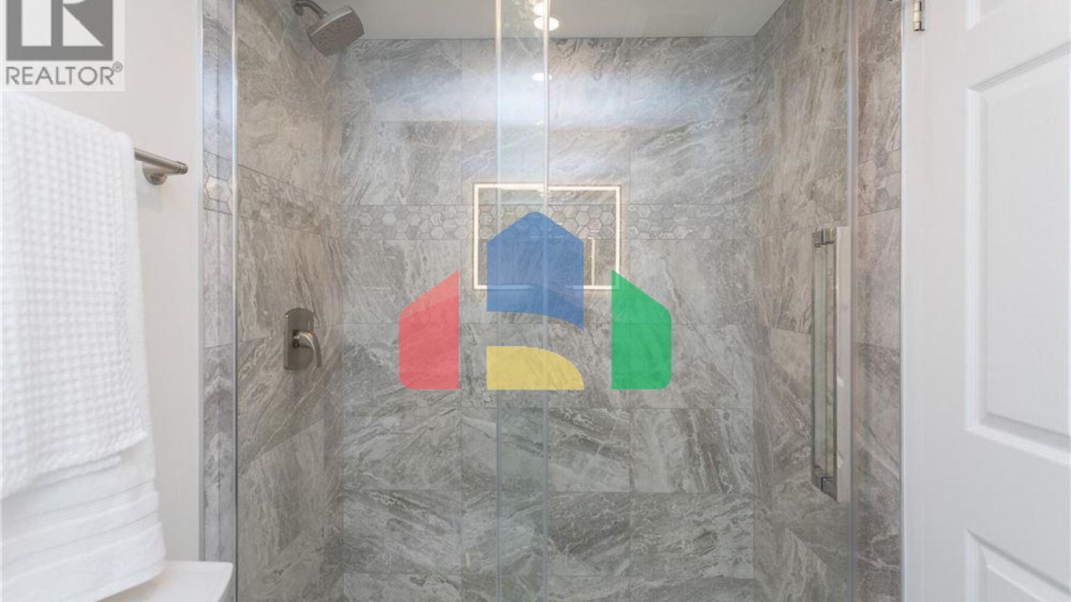 Residential - Condo/Apartment - Victoria, Canada - Canada