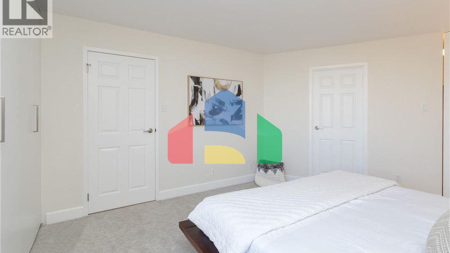 Residential - Condo/Apartment - Victoria, Canada - Canada