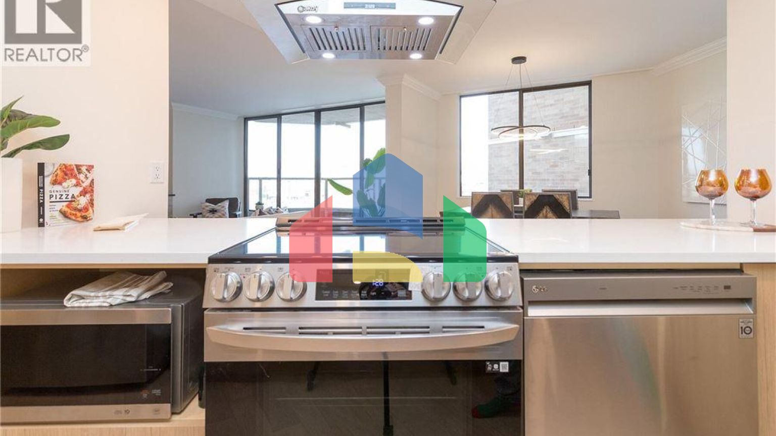 Residential - Condo/Apartment - Victoria, Canada - Canada