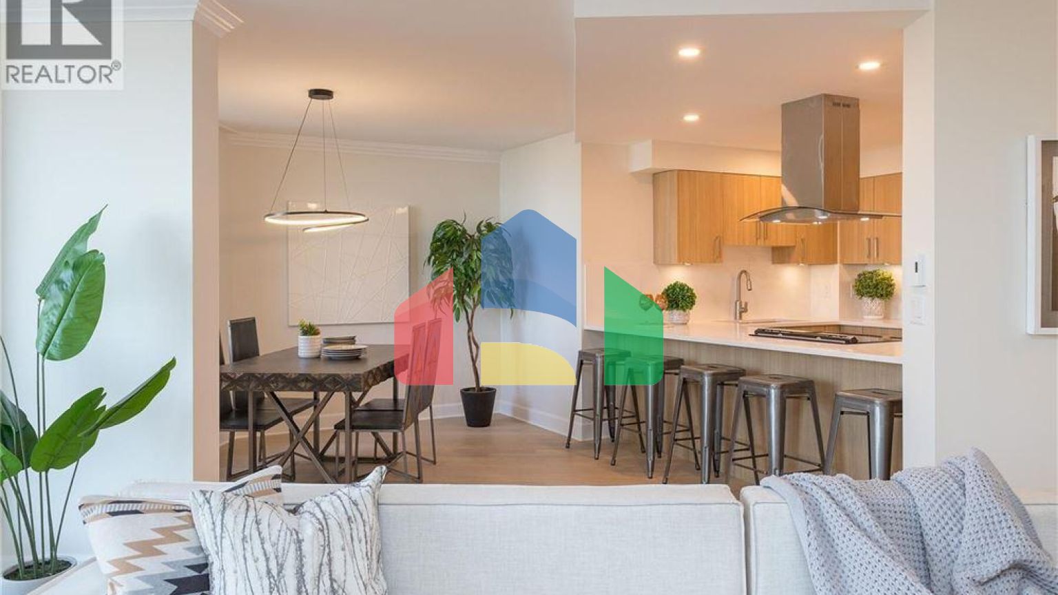 Residential - Condo/Apartment - Victoria, Canada - Canada