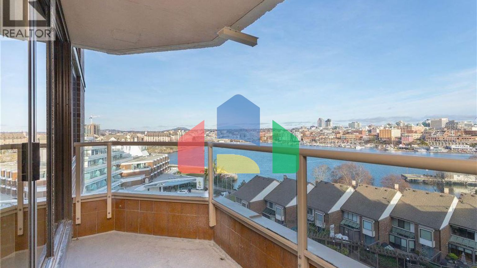 Residential - Condo/Apartment - Victoria, Canada - Canada