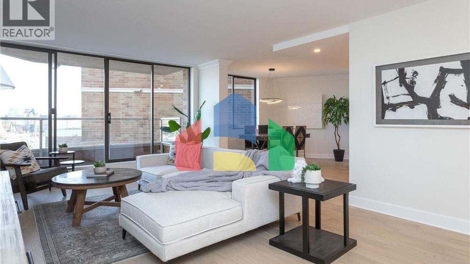 Residential - Condo/Apartment - Victoria, Canada - Canada