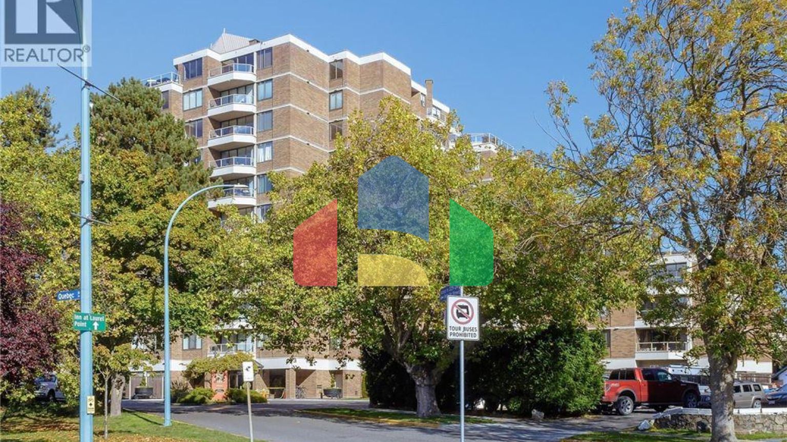 Residential - Condo/Apartment - Victoria, Canada - Canada