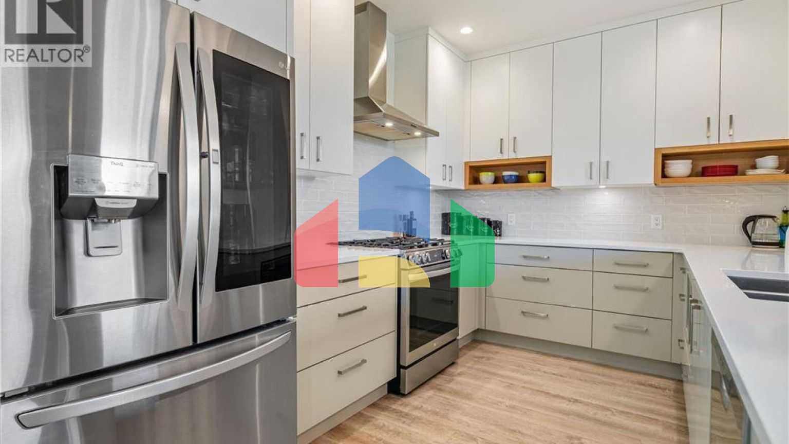 Residential - Condo/Apartment - Victoria, Canada - Canada