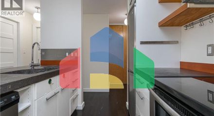 Residential - Condo/Apartment - Victoria, Canada - Canada