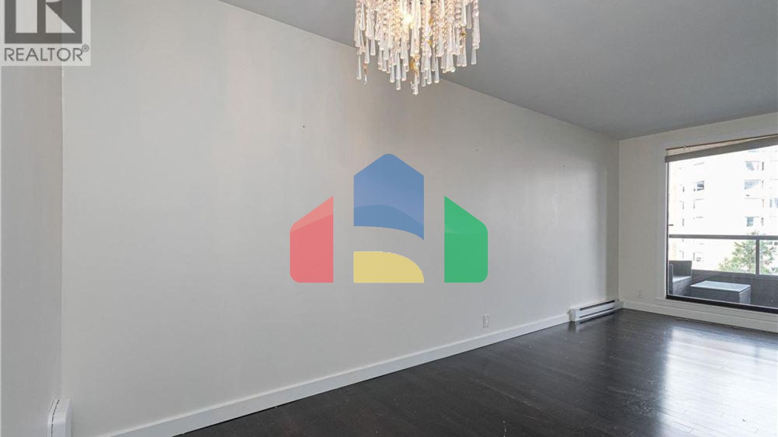 Residential - Condo/Apartment - Victoria, Canada - Canada